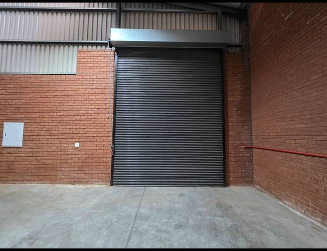 352M² WAREHOUSE TO LET IN ORMONDE